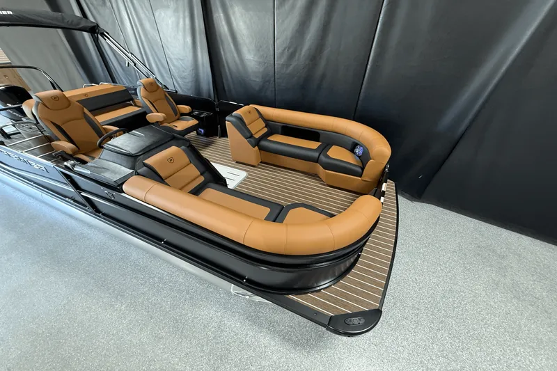 Slide: The Image of Premier 230SUNSATION 2026 - 4