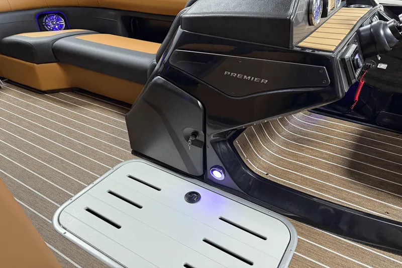 Slide: The Image of Premier 230SUNSATION 2026 - 40