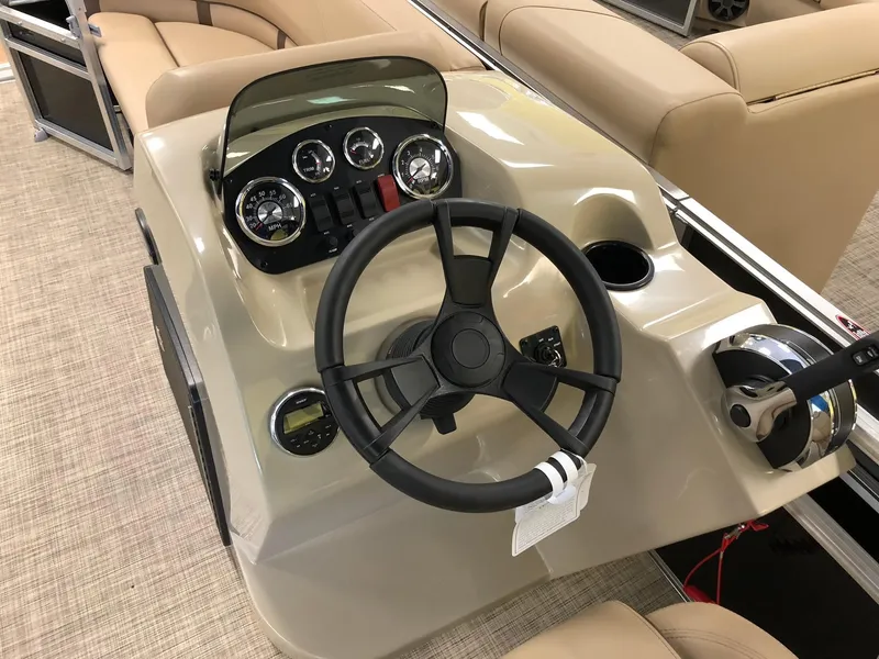 Slide: The Image of Harris CRUISER LX 180 2018 - 5