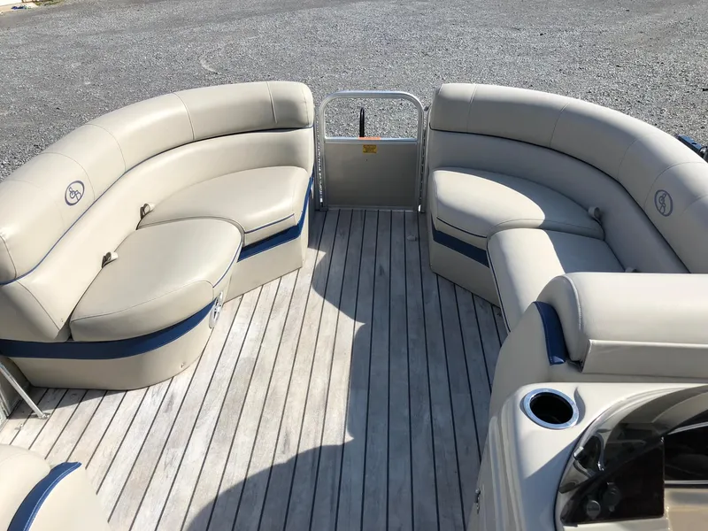 Slide: The Image of 2015 South Bay 522 FCR pontoon boat with spacious seating and sleek design. - 7