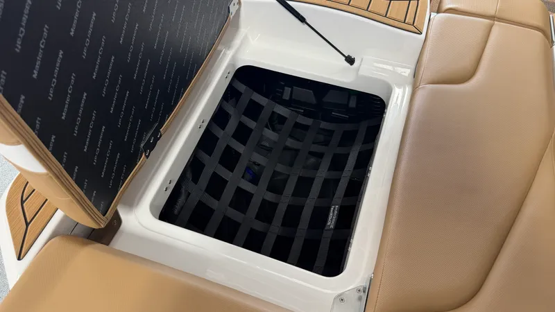 Slide: The Image of Mastercraft XT22 2026 - 17