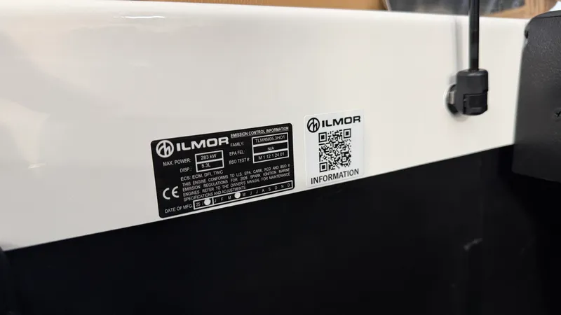 Slide: The Image of Mastercraft XT22 2026 - 101