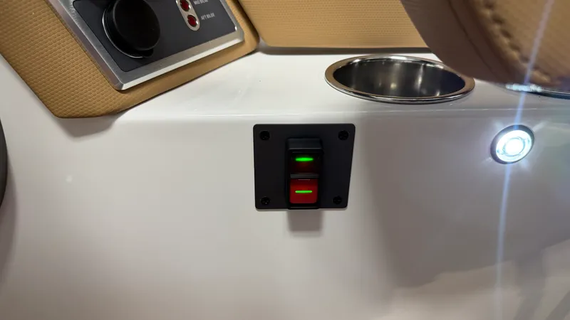 Slide: The Image of Mastercraft XT22 2026 - 62