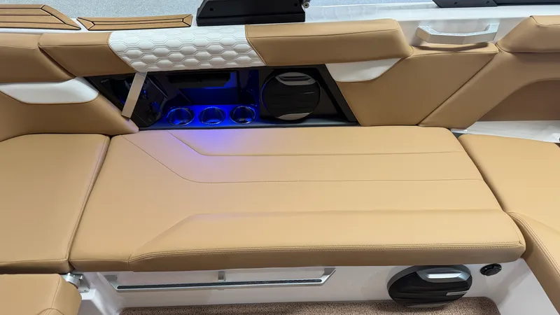 Slide: The Image of Mastercraft XT22 2026 - 41