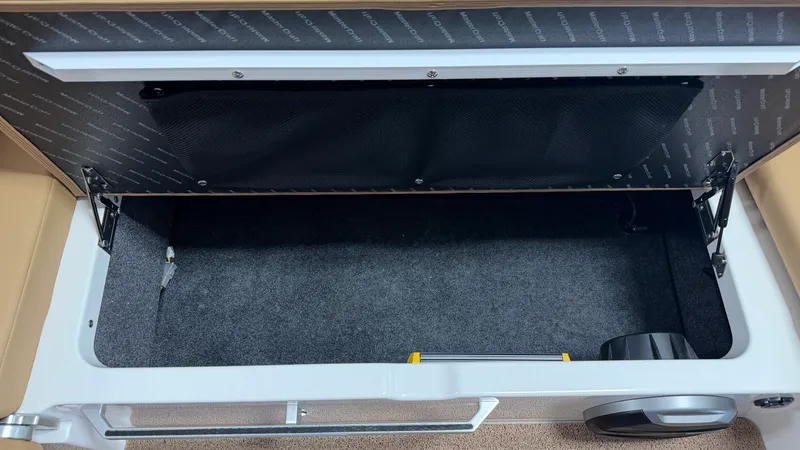 Slide: The Image of Mastercraft XT22 2026 - 44