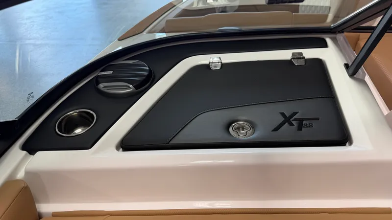 Slide: The Image of Mastercraft XT22 2026 - 52