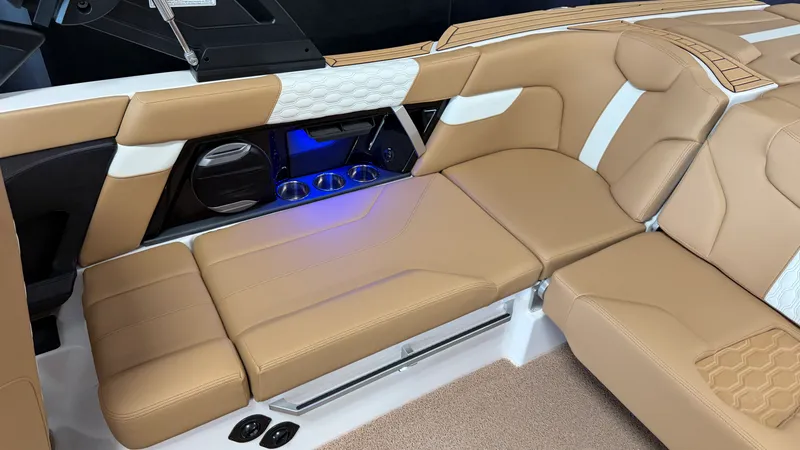 Slide: The Image of Mastercraft XT22 2026 - 29