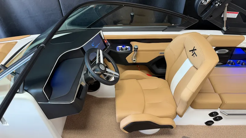 Slide: The Image of Mastercraft XT22 2026 - 57