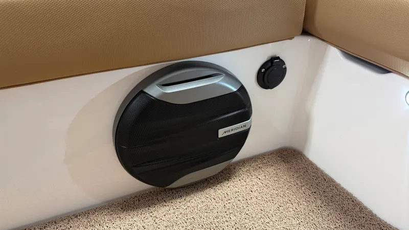 Slide: The Image of Mastercraft XT22 2026 - 46