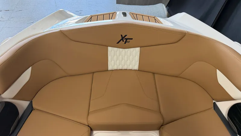 Slide: The Image of Mastercraft XT22 2026 - 80