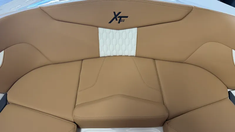 Slide: The Image of Mastercraft XT22 2026 - 81
