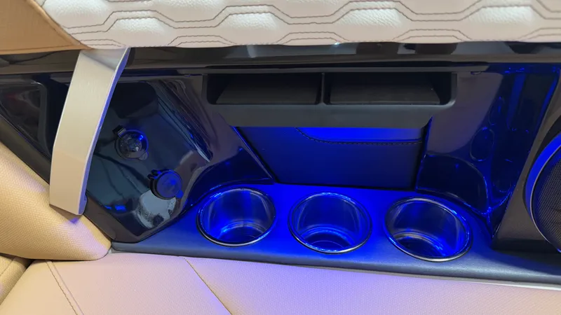 Slide: The Image of Mastercraft XT22 2026 - 43