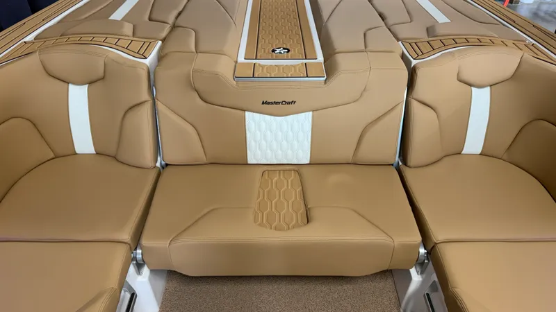 Slide: The Image of Mastercraft XT22 2026 - 26