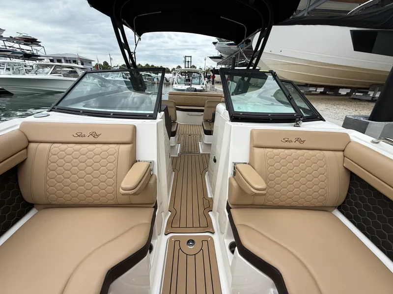 Slide: The Image of Sea Ray SDX 270 Outboard 2022 - 2