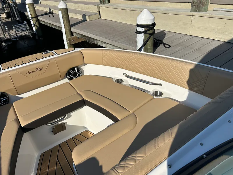 Slide: The Image of Sea Ray SDX 230 Outboard 2026 - 23