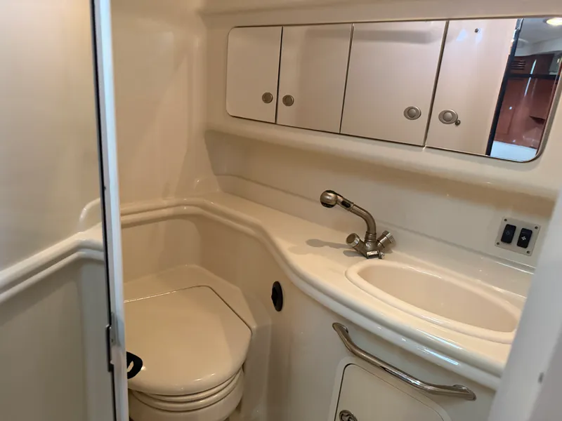 Slide: The Image of Sea Ray 340 Sundancer 2007 - 16