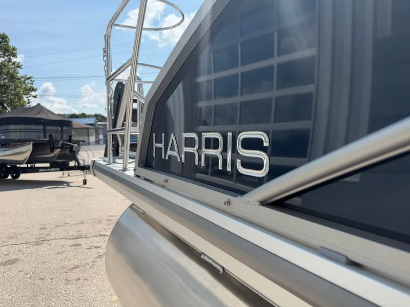 Slide: The Image of Harris Cruiser 250 2026 - 11