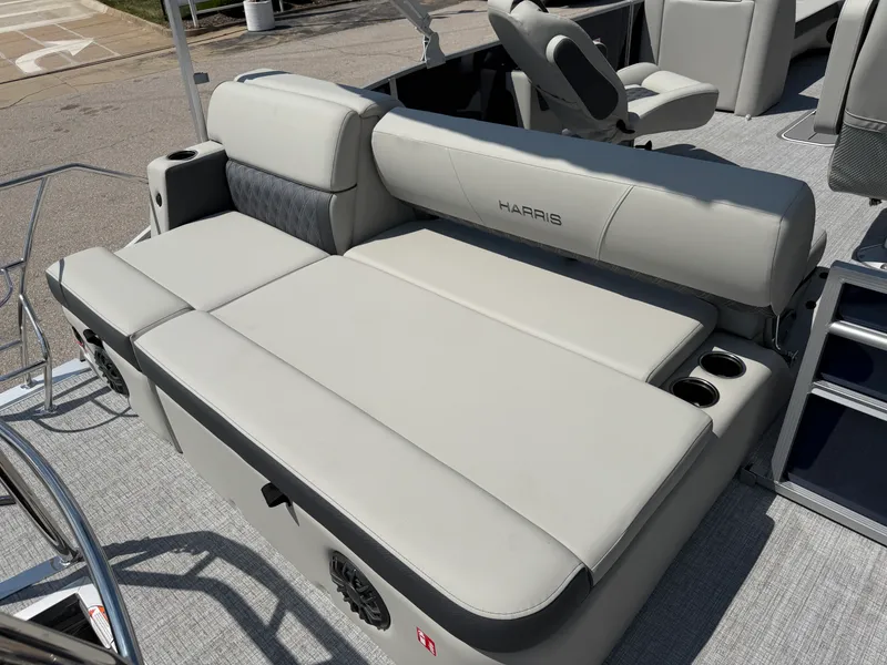 Slide: The Image of Harris Cruiser 250 2026 - 23