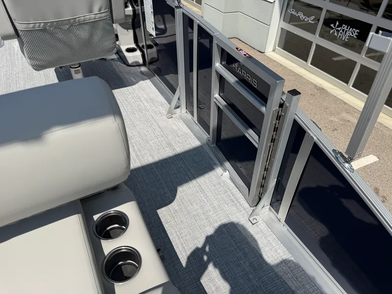 Slide: The Image of Harris Cruiser 250 2026 - 24