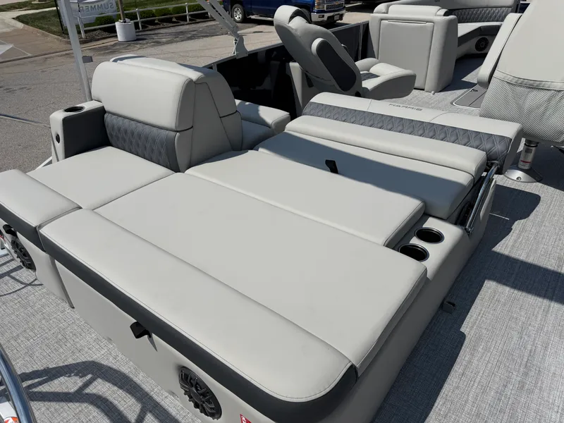 Slide: The Image of Harris Cruiser 250 2026 - 27