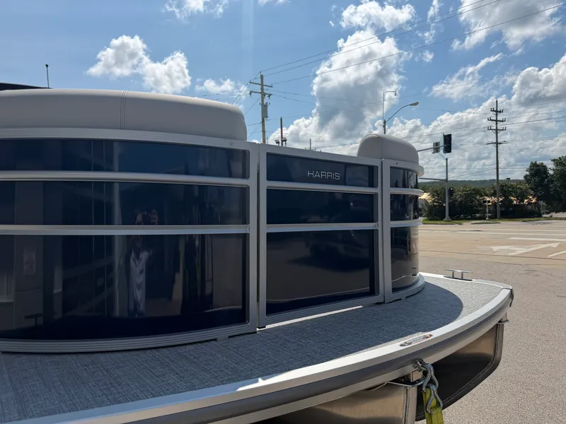 Slide: The Image of Harris Cruiser 250 2026 - 6