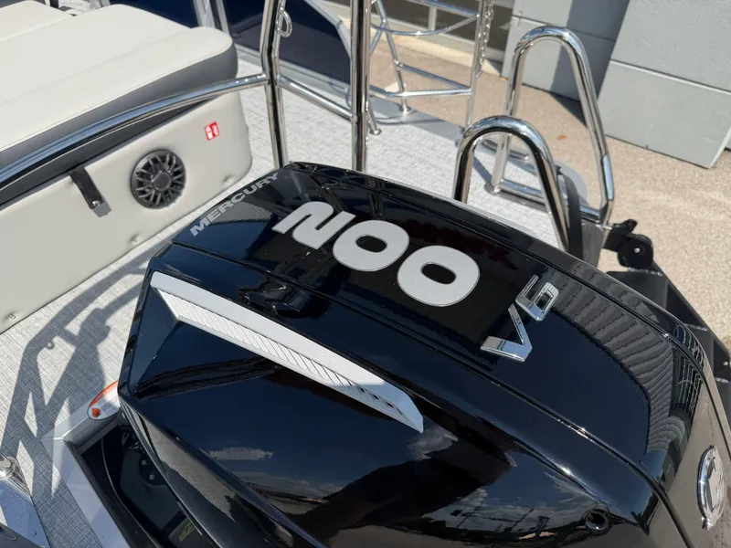 Slide: The Image of Harris Cruiser 250 2026 - 15