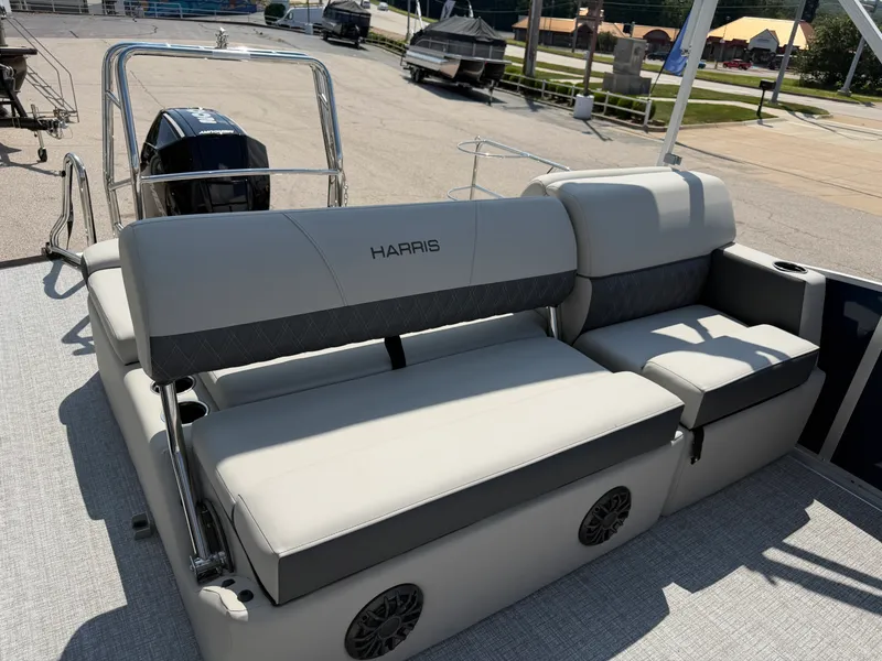 Slide: The Image of Harris Cruiser 250 2026 - 25