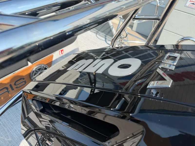 Slide: The Image of Harris Grand Mariner 250 2026 - 17