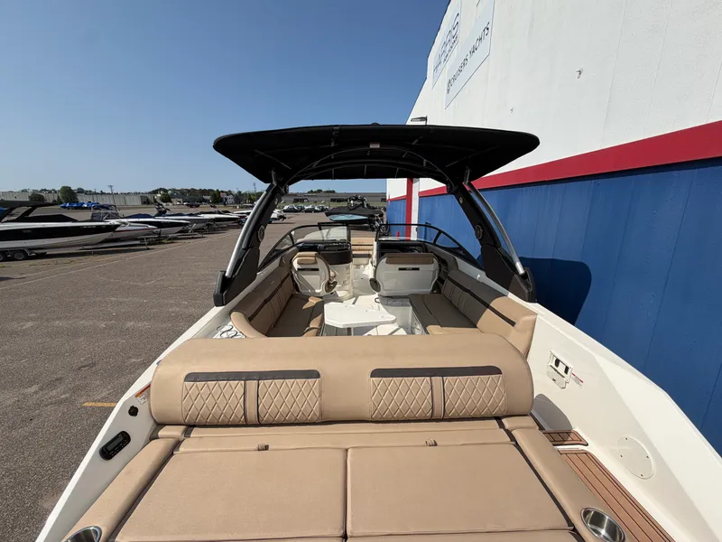 Slide: The Image of Sea Ray 280 SLX 2016 - 6