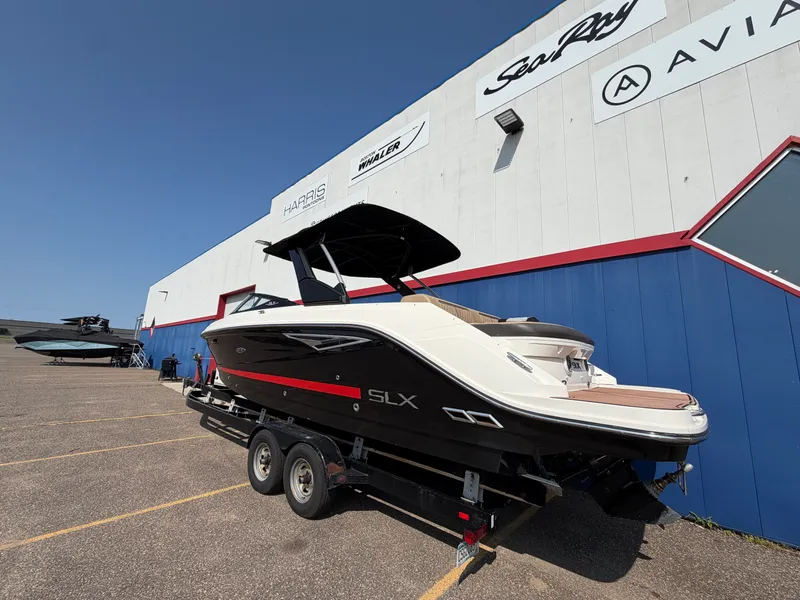 Slide: The Image of Sea Ray 280 SLX 2016 - 4