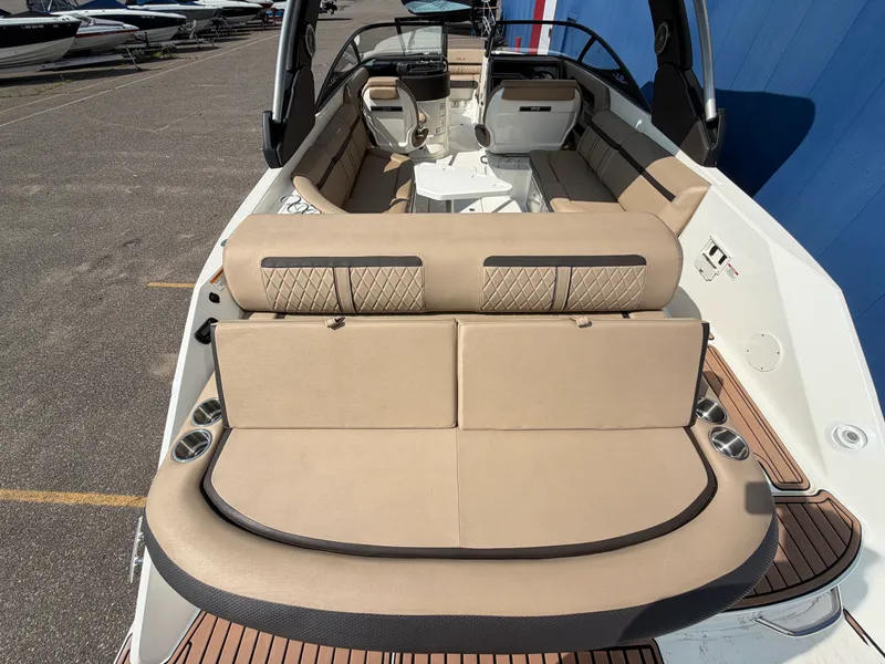 Slide: The Image of Sea Ray 280 SLX 2016 - 8