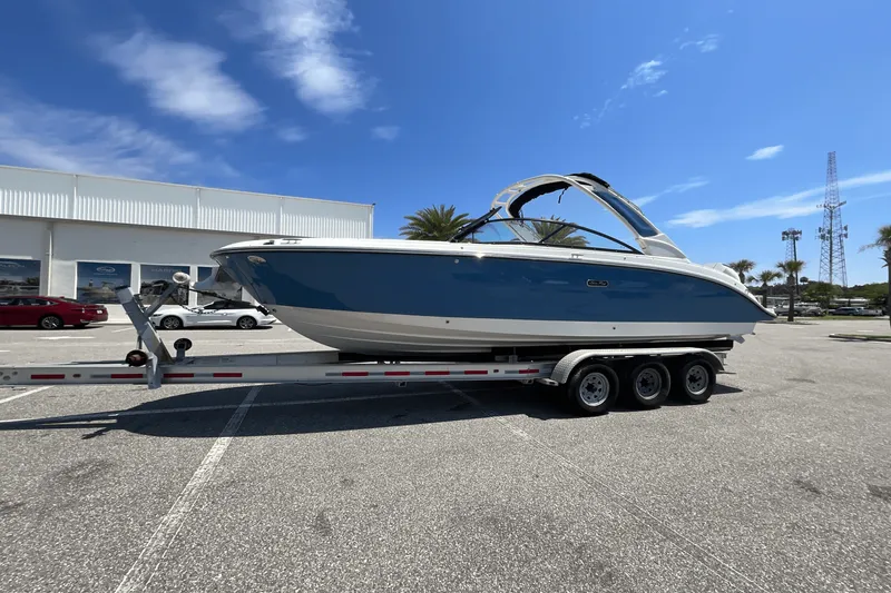 Slide: The Image of Sea Ray SDX 270 Outboard 2025 - 24