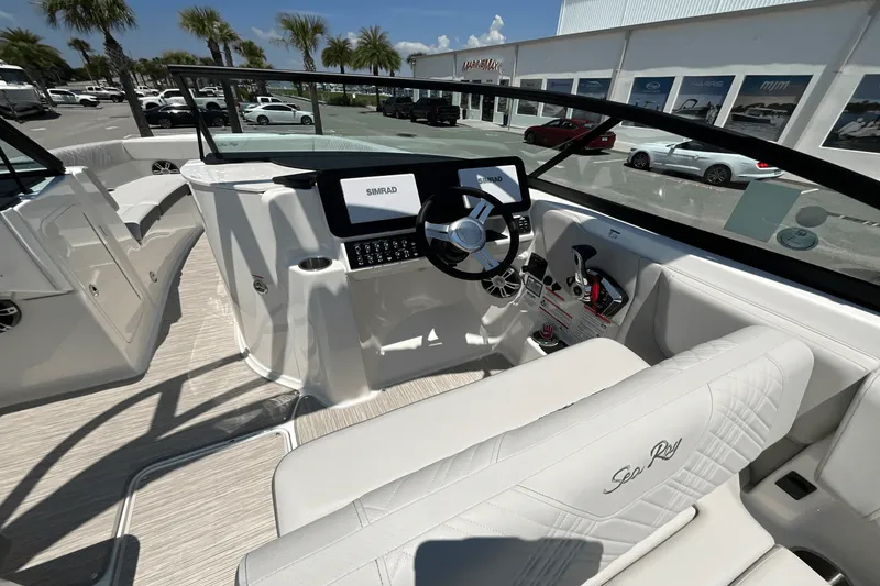 Slide: The Image of Sea Ray SDX 270 Outboard 2025 - 3