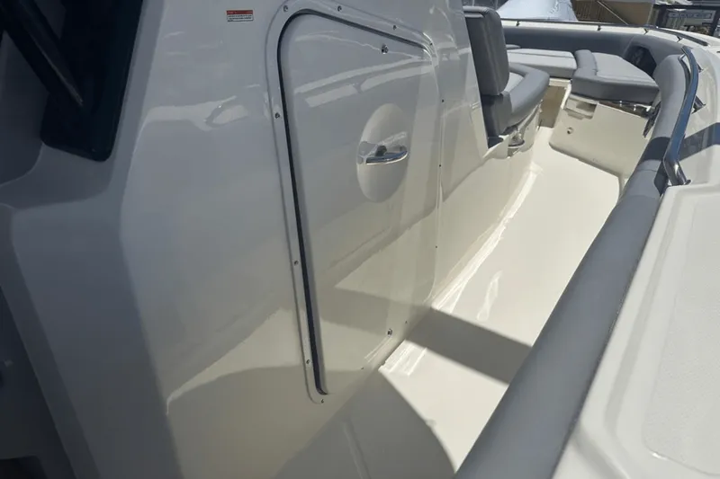 Slide: The Image of Boston Whaler 360 Outrage 2025 - 11
