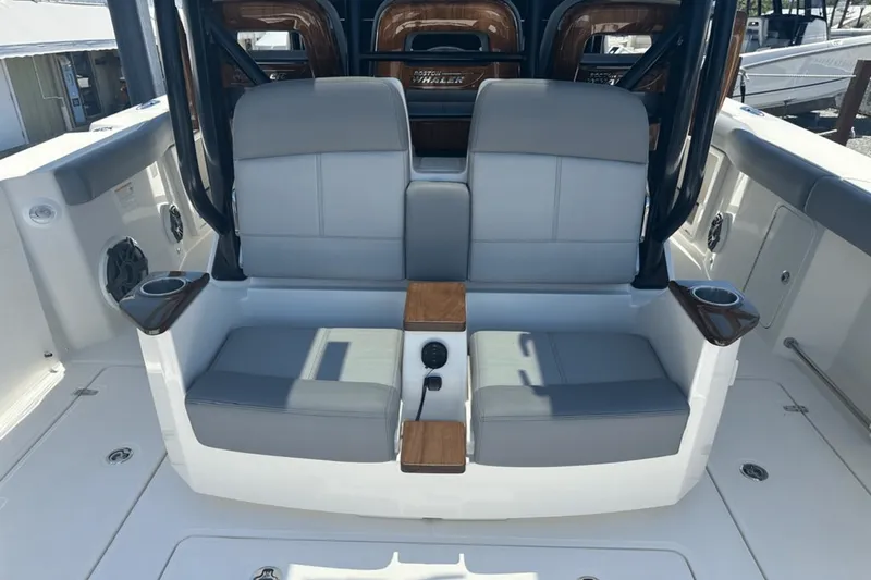 Slide: The Image of Boston Whaler 360 Outrage 2025 - 27