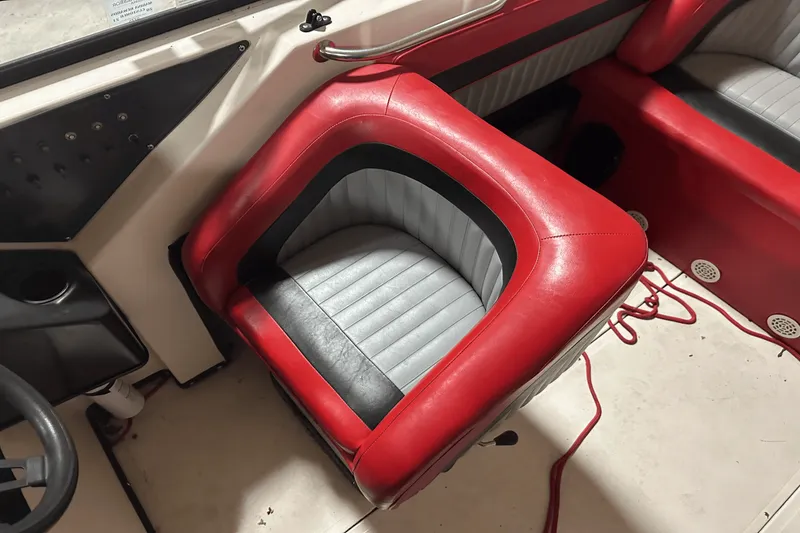 Slide: The Image of Baja FORCE 265 1987 - 6