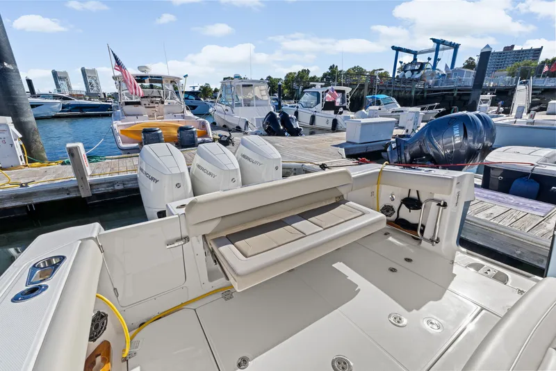 Slide: The Image of Boston Whaler 380 Outrage 2024 - 14