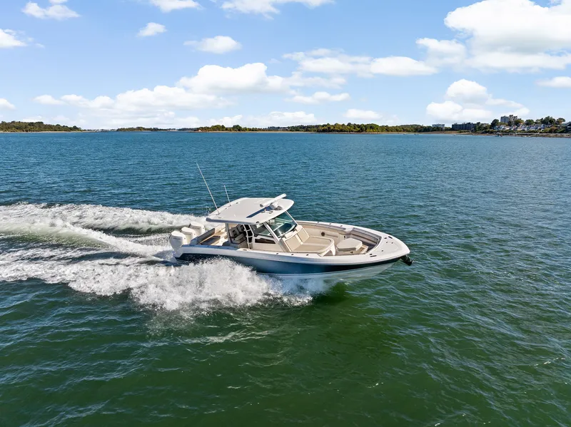 Slide: The Image of Boston Whaler 380 Outrage 2024 - 3