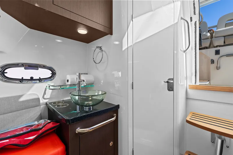 Slide: The Image of Boston Whaler 380 Outrage 2024 - 33