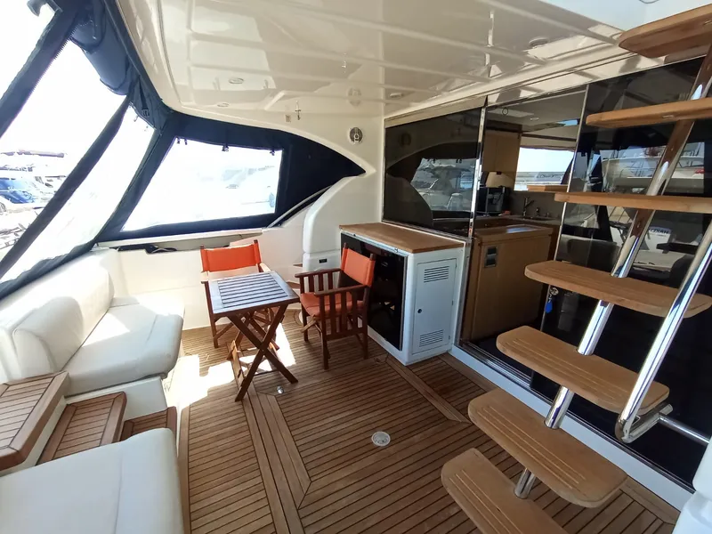 Slide: The Image of Ferretti 560 2010 - 8