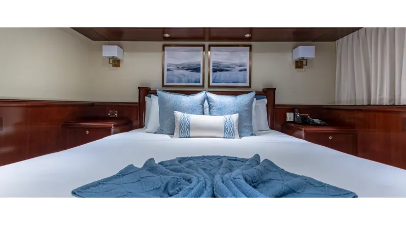 Slide: The Image of Van Mill 143 Tri-Deck Motor Yacht 1988 - 41