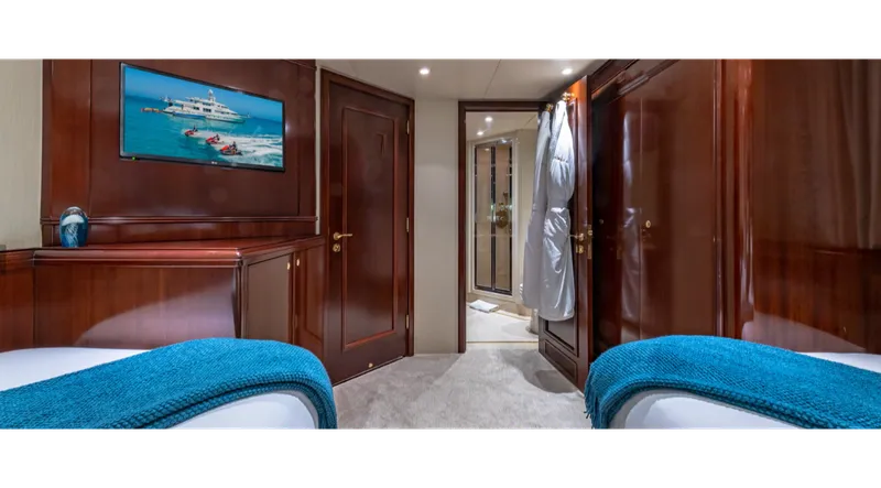 Slide: The Image of Van Mill 143 Tri-Deck Motor Yacht 1988 - 15