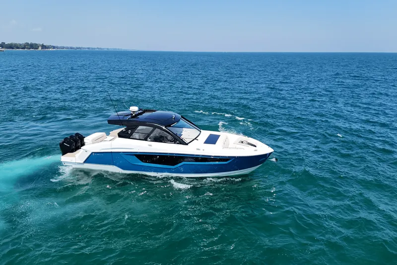 Slide: The Image of Cruisers Yachts 50 GLS Outboard 2026 - 11