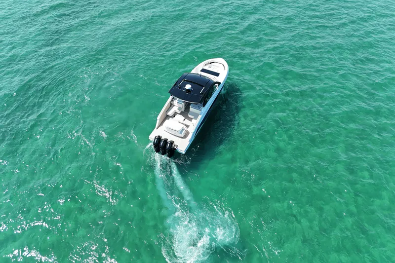 Slide: The Image of Cruisers Yachts 50 GLS Outboard 2026 - 24