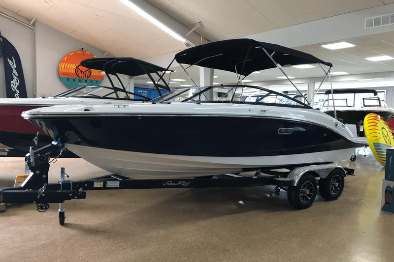 The Image of Sea Ray SPX 190 2025 - 0