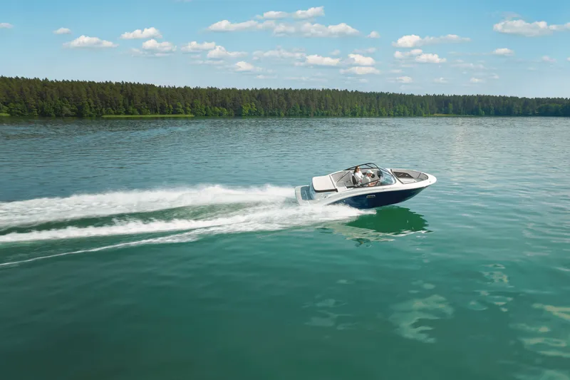 Slide: The Image of Sea Ray SPX 190 2025 - 80