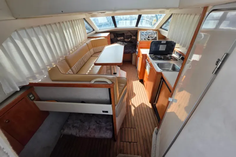 Slide: The Image of Bayliner 2858 Ciera Command Bridge 1999 - 7