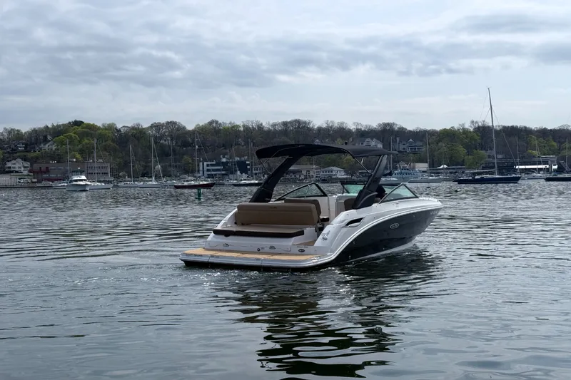 Slide: The Image of Sea Ray SDX 250 2023 - 49