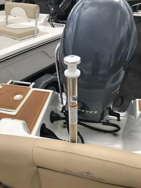 Slide: The Image of 2019 NauticStar 2302 LDC boat with Yamaha outboard motor. - 29