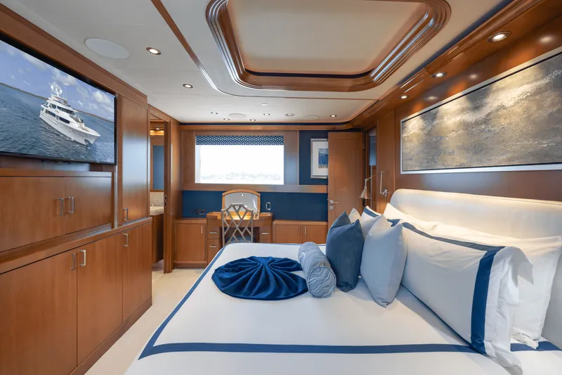 Slide: The Image of Westport 40M 2014 - 107